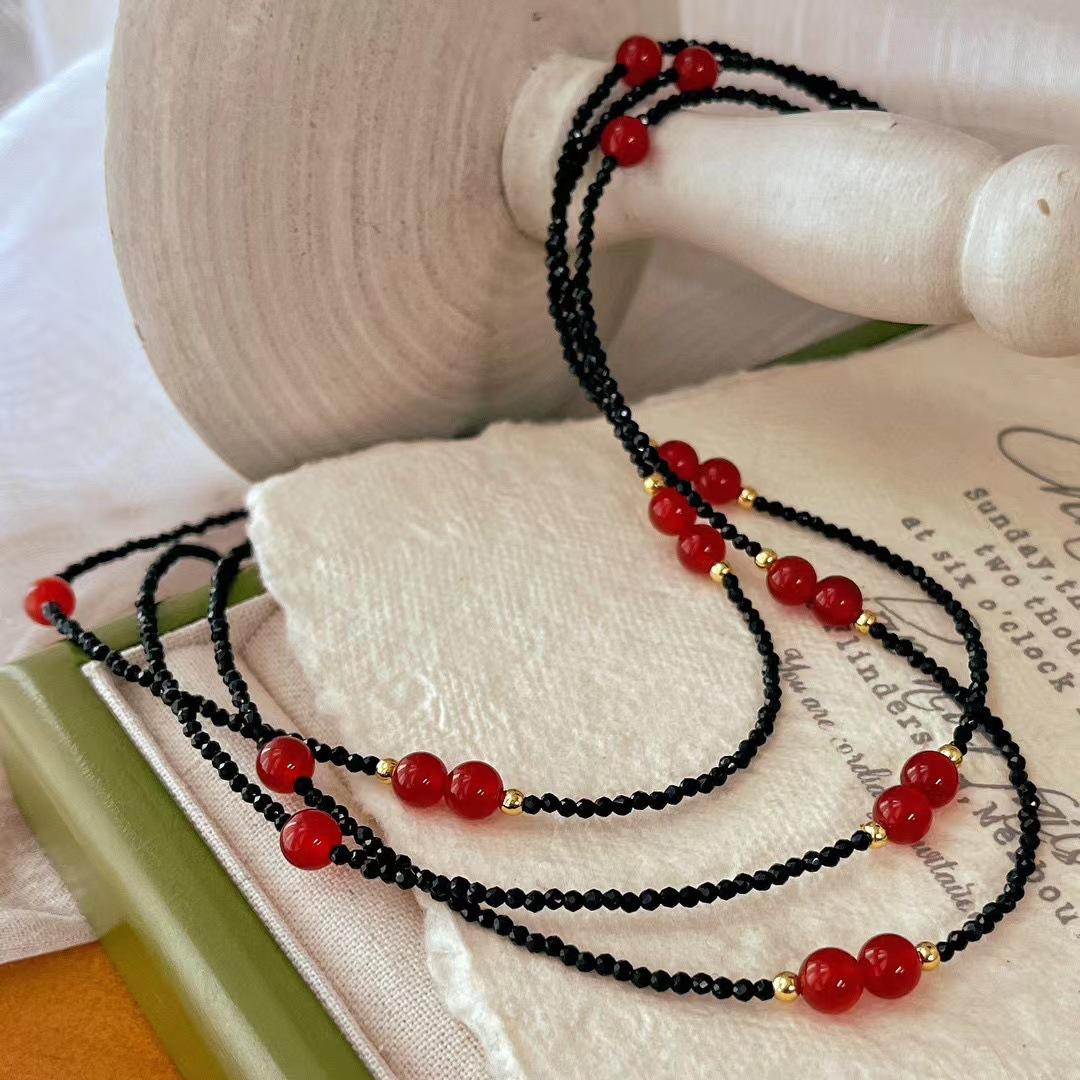 

Vintage Black Spinel Natural Chalcedony Agate Necklace Atmosphere Clavicle Chain Neck Chain
