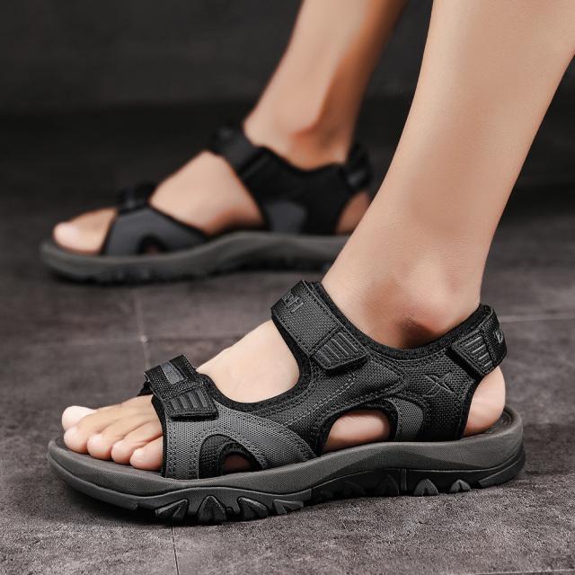 Sandalias de hombre 2022 Zapatos casuales de playa y mar Sandalia para  hombres Verano Hombre Nuevas zapatillas usa cuero genuino Chanclas de  hombre comprar a buen precio — entrega gratuita, reseñas reales