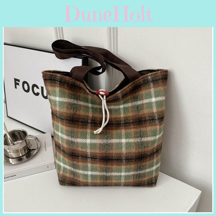 2024 New Korean Style Large Capacity Plaid Tote Bag Woolen Fabric Street Fashion Underarm Bag