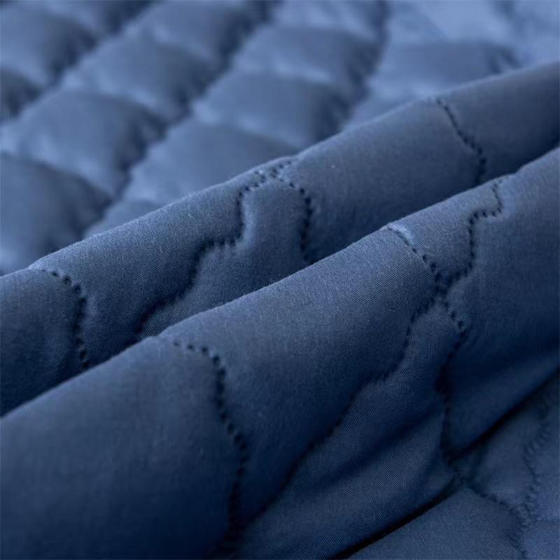 Solid Color Waterproof Mattress Cover King Queen Size Anti-mites Soft Comfortable Bed Cover Not Including Pillowcase