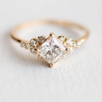 Bague Zircon pour Femme Européenne et Américaine Simple Électroplaquée Or 18K