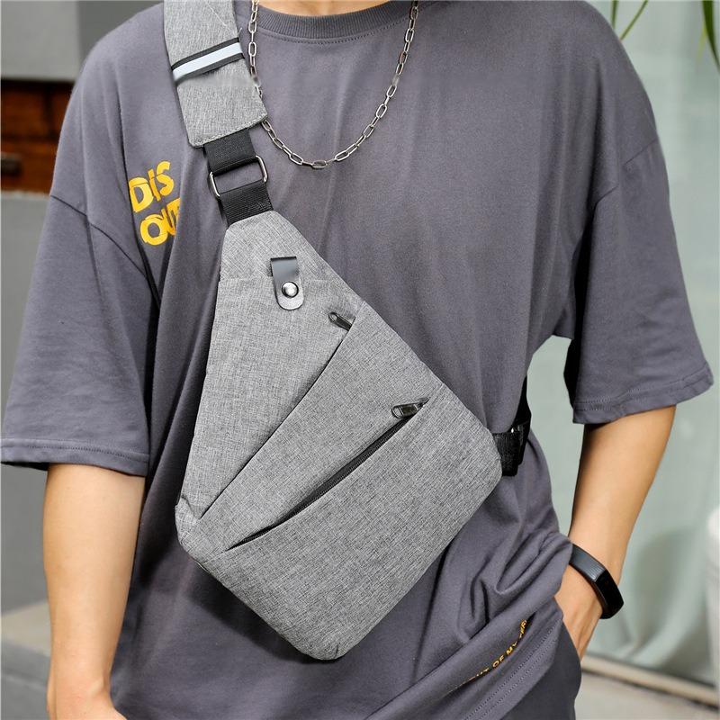 New Breast Bag Men's Leisure Sports Commuter Shoulder Bag Outdoor Travel Multi-compartment Messenger Bag