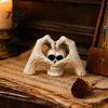 Creative Tricky Festival Gift Gothic Skeleton Hands Heart Sculpture with Skull, Romantic Love Statue, Halloween Theme Souvenir Shape Finger