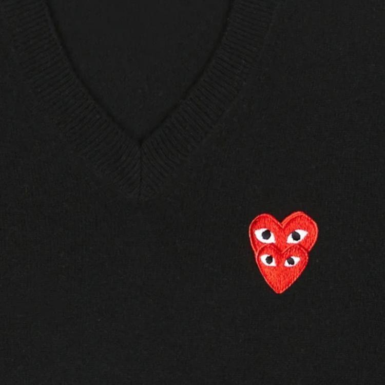 Comme des Garçons PLAY COMME Des GARCONS PLAY V-Neck Pullover Red Emblem 'Black' Men's AZ-N074-051-1