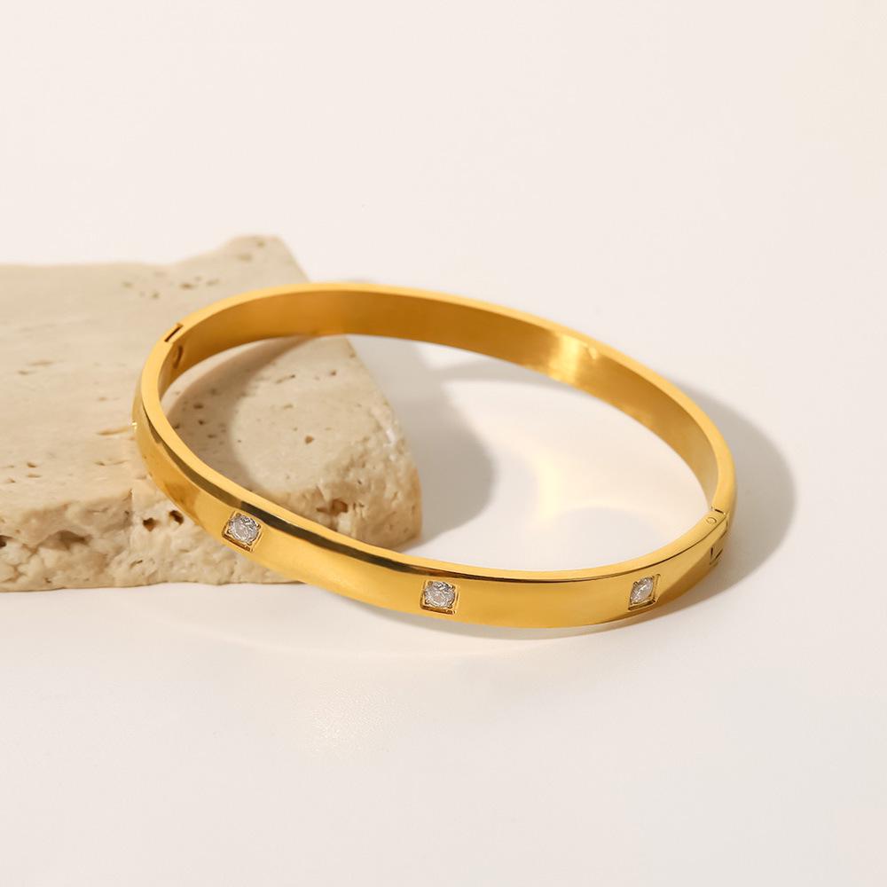 18K Gold & Zircon Women's Titanium Steel Bangle Bracelet - Versatile and Fashionable Jewelry