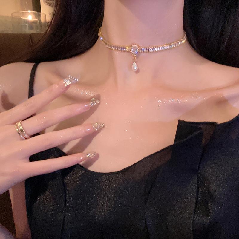Diamant Schleife Perlenkette High Sense Choker Halskette Licht Luxus Nische Kleid Schlüsselbeinkette