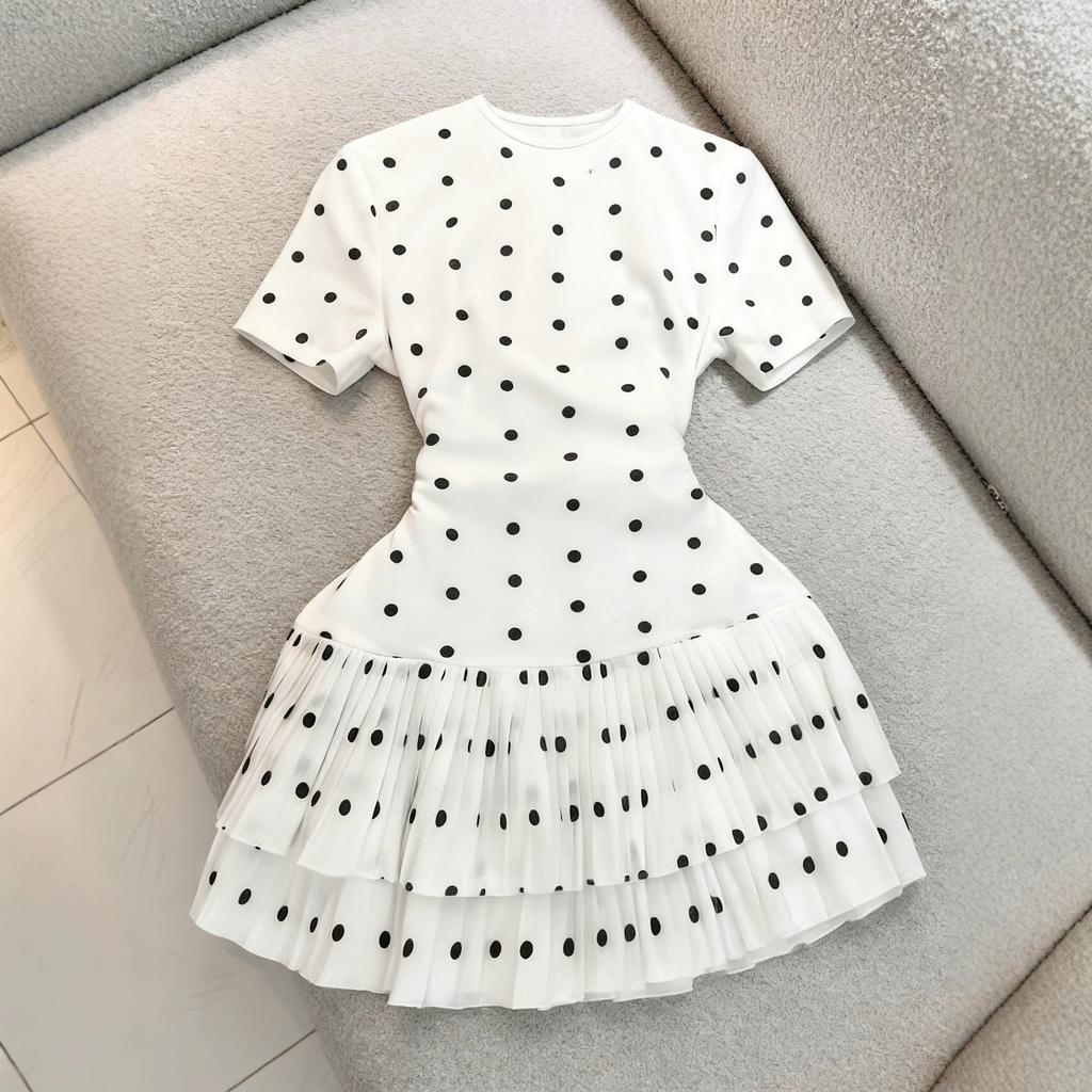 French vintage polka dot waist-cinching dress, short sleeve, round neck, double-layer pleated hem, new girlish look