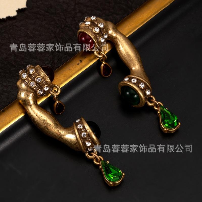 High End Vintage Earrings From Dali Spain Art Phone Studs High-end Magazines Jewelry Gold