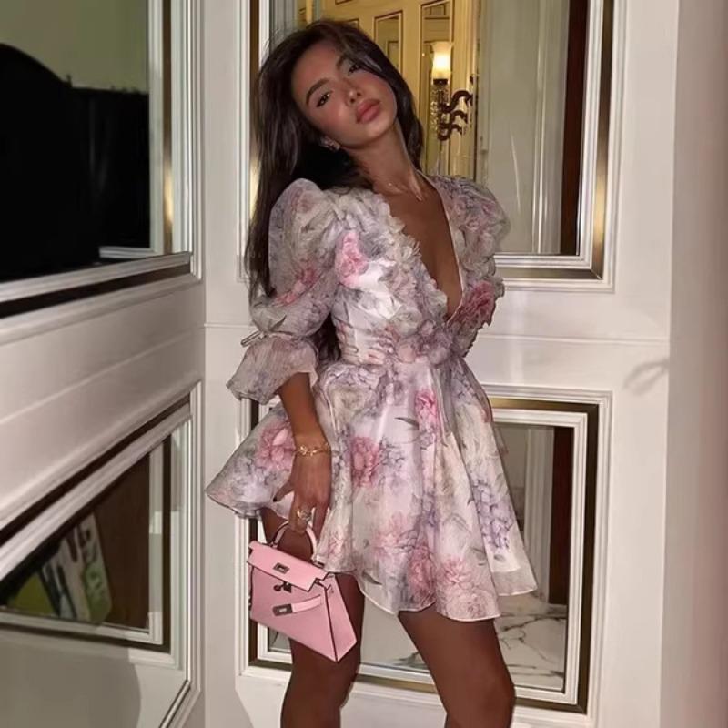 European and American Summer New Women's Clothing Fashionable and Sexy Floral Deep V Bubble Sleeve Design Sense Dress Short Skirt