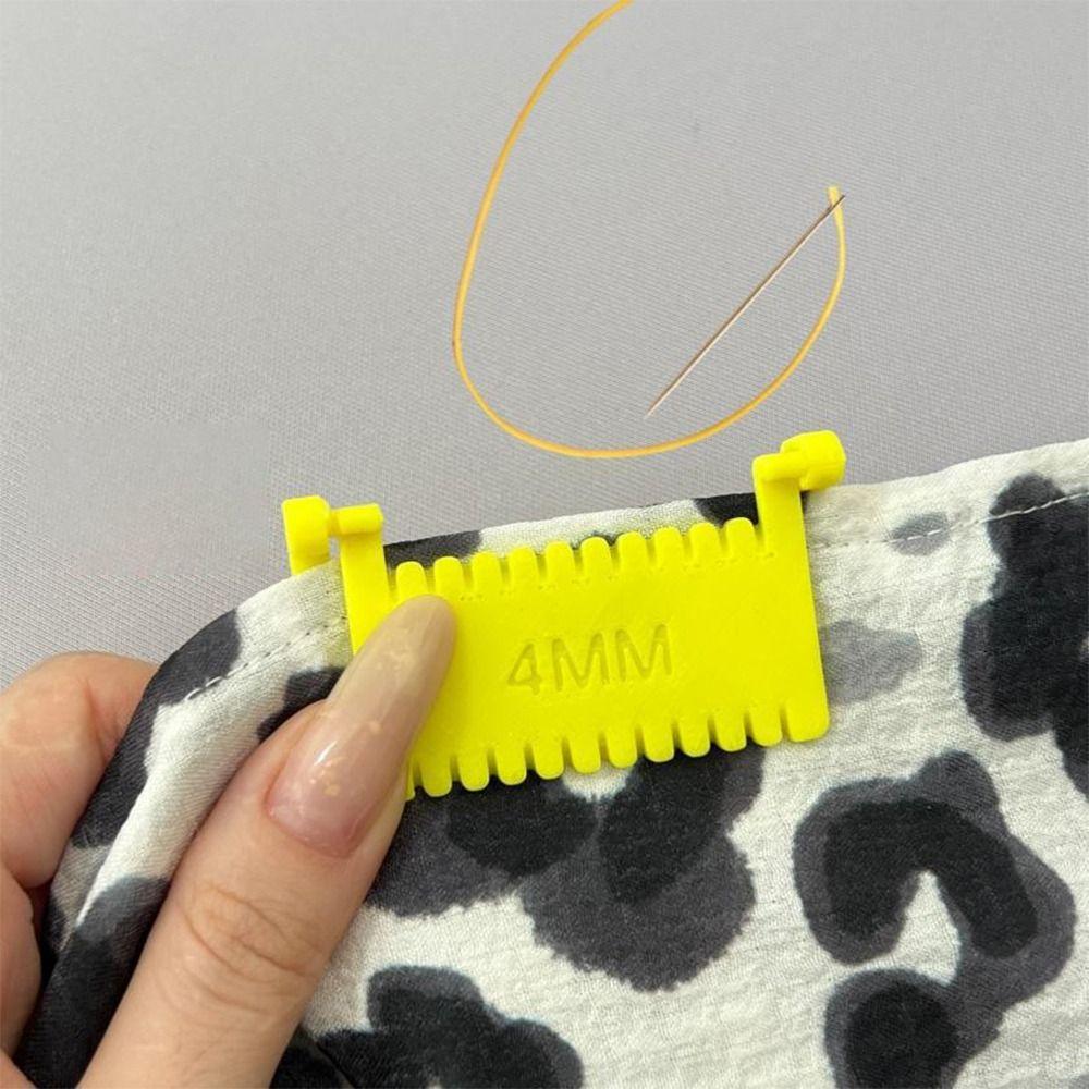 1/2Pcs Needle Gauge Edge Stitching Lock Sewing Gauge Quilting Hemming Seam Finishing Sewing Needle Gauge Measuring Tool