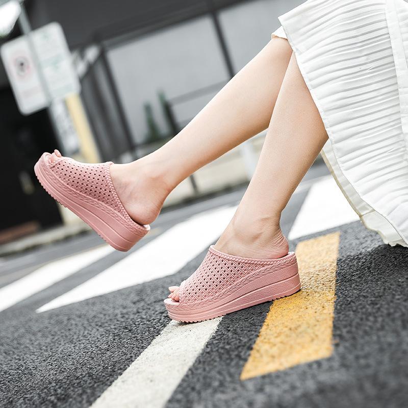 Cool Slippers for Women In Summer, Sloping Heels, Thick Soles, Fashionable Outdoor Beach Shoes, Mesh Hollowed Out Women's Slippers
