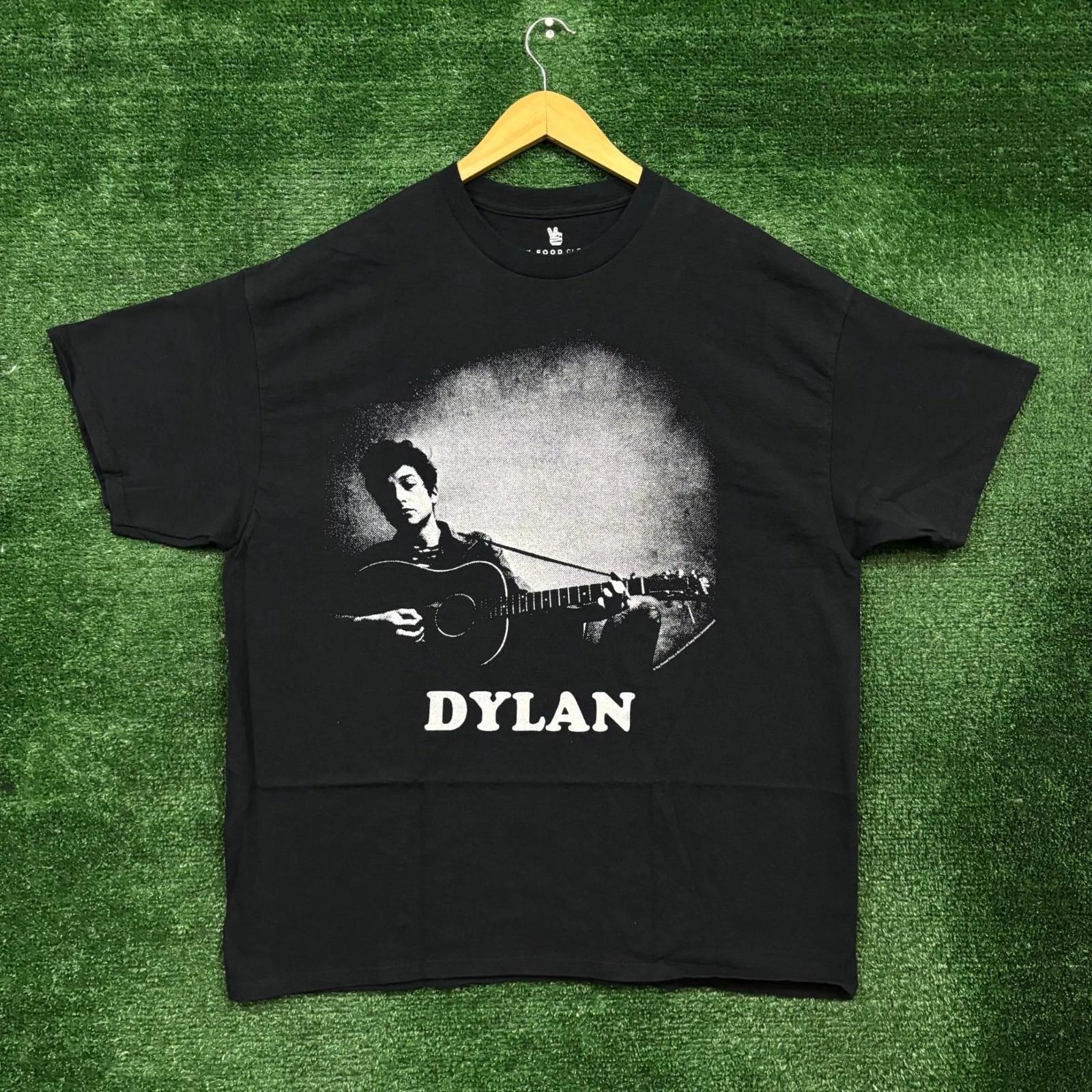 

Bob Dylan Nashville Skyline Album T-shirt Size Large XL