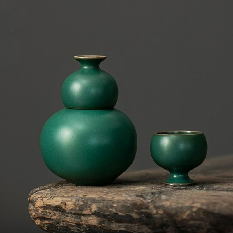 

Vintage Ceramic Wine Set Creative One Pot Two Wine Cups Household Shochu Wine Sushi Restaurant Barware Drinking Utensils Set