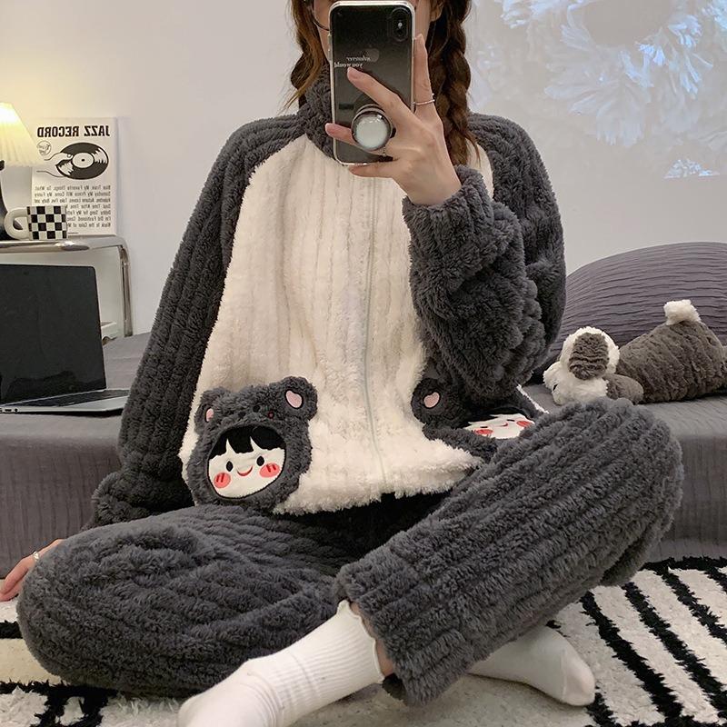Nightgown Female Autumn and Winter Coral Velvet Thickened with Velvet Comfortable Loose Outside Wearing Long Pants Winter Warm Long Sleeve Long Suit