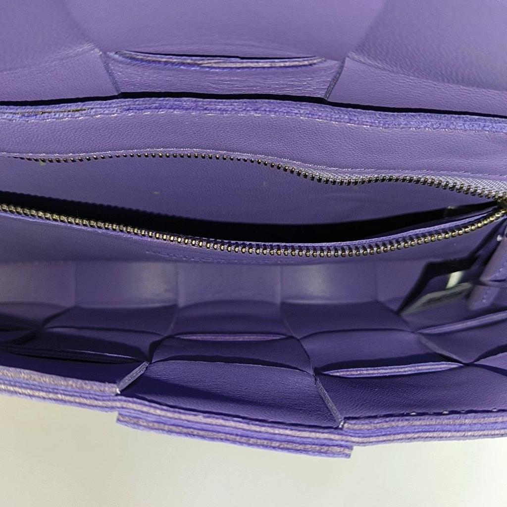 [Pre-Owned] Cassette Bag Lavender - Excellent #GVZP3M