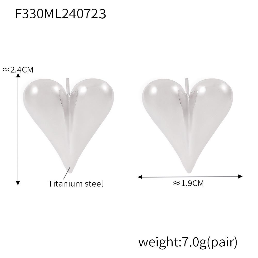 18k Gold Plated Geometric Heart Stud Earrings, Titanium Steel, Versatile Fashion Jewelry