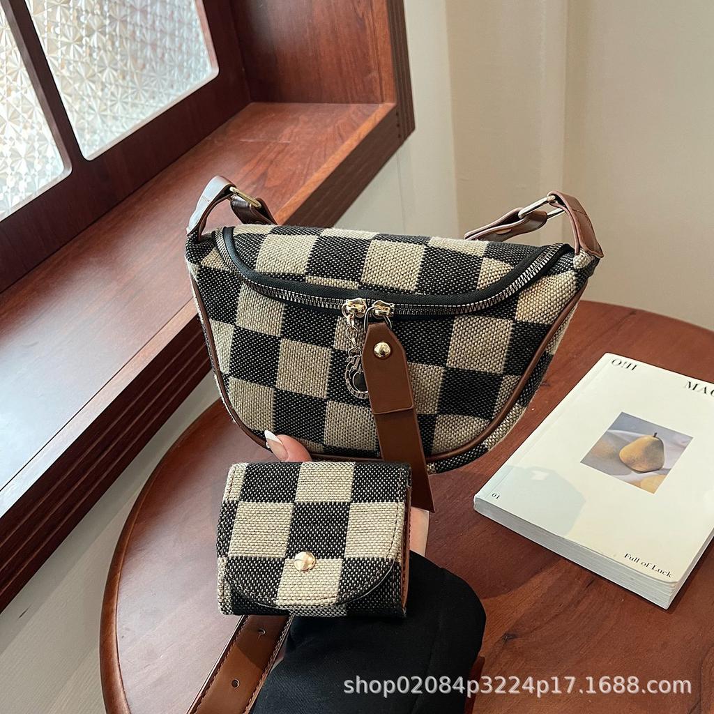 2025 new foreign style versatile checkerboard retro fashion plaid waist bag dumpling bag messenger bag tote bag