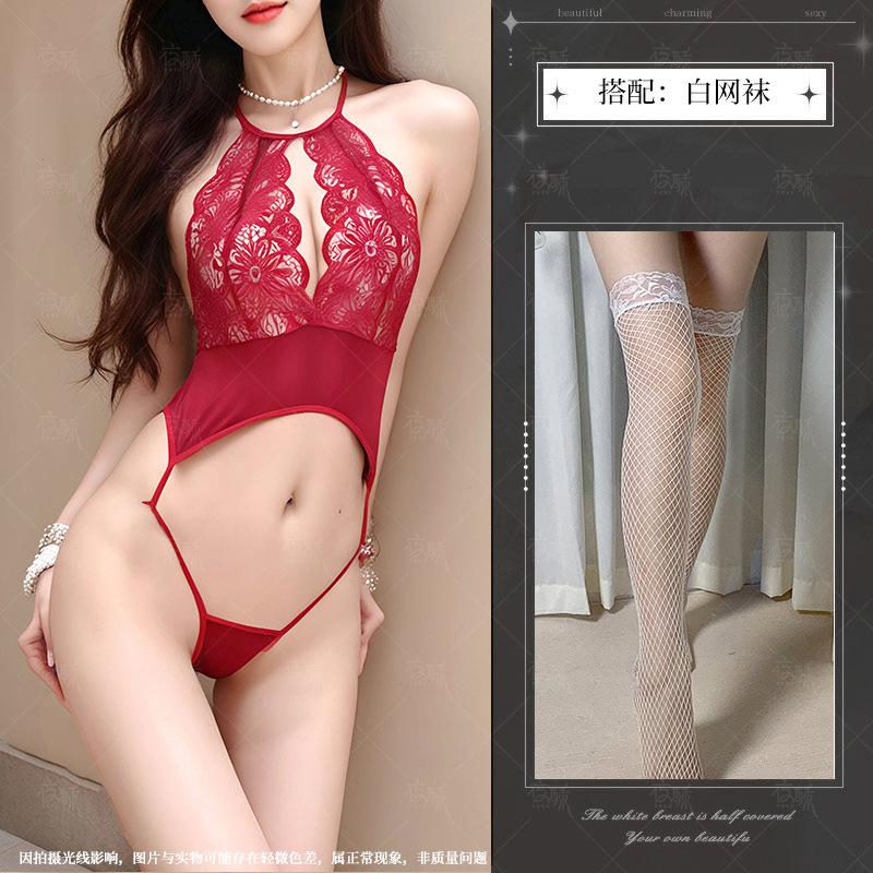 Sexy underwear, sexy pajamas, small breasts, shame onesie, female seduction, no transparent passion clothes on the bed