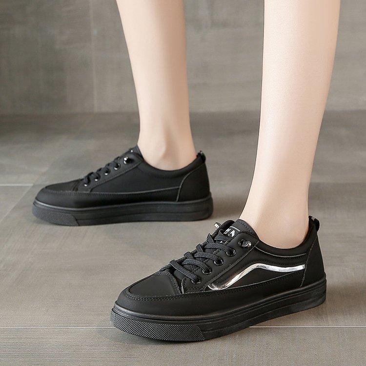 

[youshilai] Little white shoes women s 2025 spring and autumn new casual flat-bottomed skateboard shoes breathable sports shoes 40