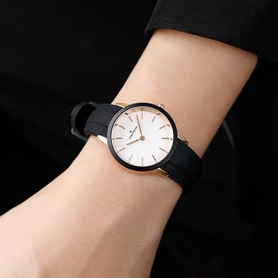 Damenuhr Herbst und Winter Neue Uhr Einfache Nischenuhr Wasserdichtes Temperament Silikon Paaruhr