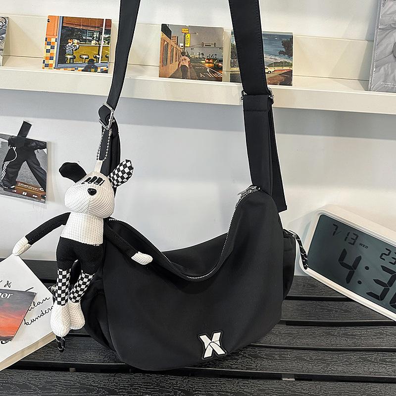Trendy Brand Messenger Bag Men's 2025 New Japanese Casual Large-capacity Dumpling Bag Female Student Versatile Satchel Shoulder Bag