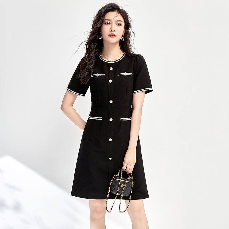 

Элегантное платье, стройнящее талию, класса люкс - Коллекция весна/лето Medium чёрный