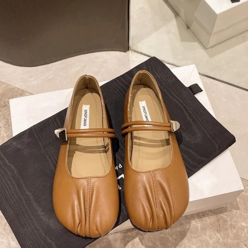 Modeschuhe Damen 2024 Marke Schnallenriemen Damen Ballerinas Mode Metalldekoration Tägliche Ballerinas Damen Heißer Verkauf Runde Zehenpartie Flach Niedrige Absätze