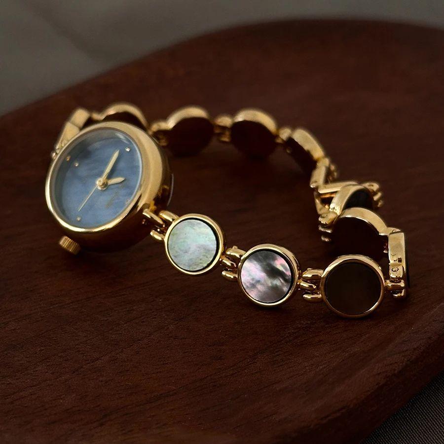 NEW Retro Deep Sea Shell Woman' Watches With Round Bracelet, High-end Niche Small Dial, Paired With a Dress, An Exquisite Gift