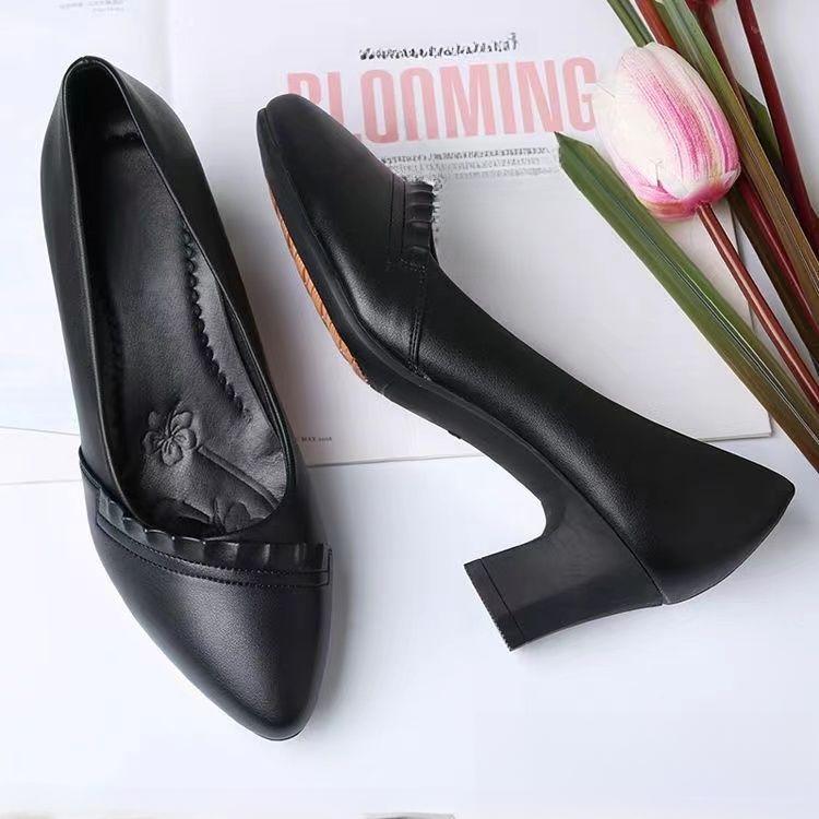 

Женская обувь Весенние и осенние кожаные туфли Женские туфли для мам Туфли с коротким носком Туфли для работы Одиночные туфли 39 чёрный
