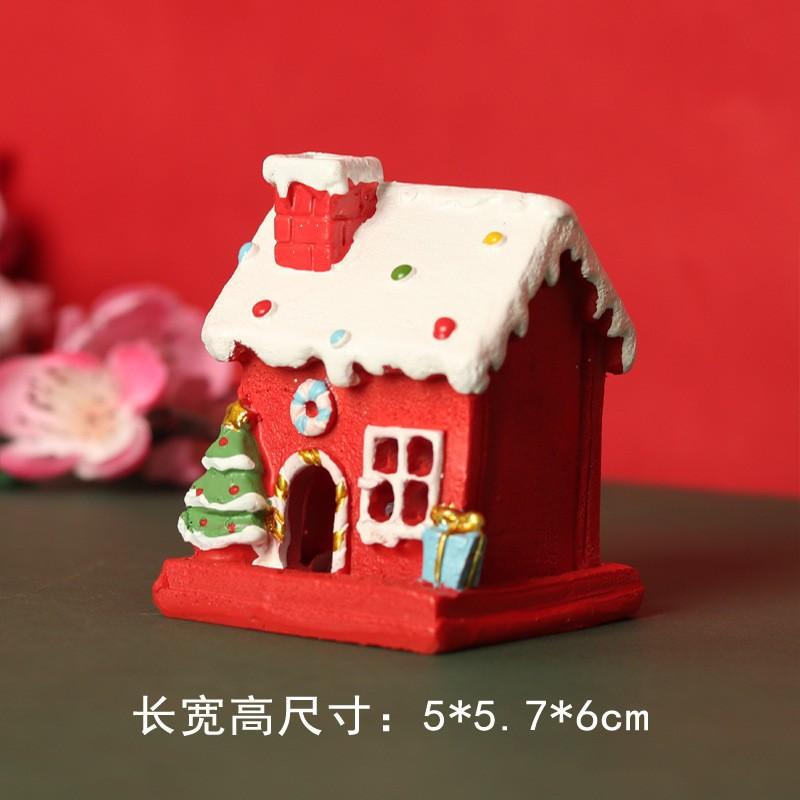 Practical Creative Christmas House Ornaments Micro Landscape Decorations for Office Desks Small Figurines Home Garden Decoration