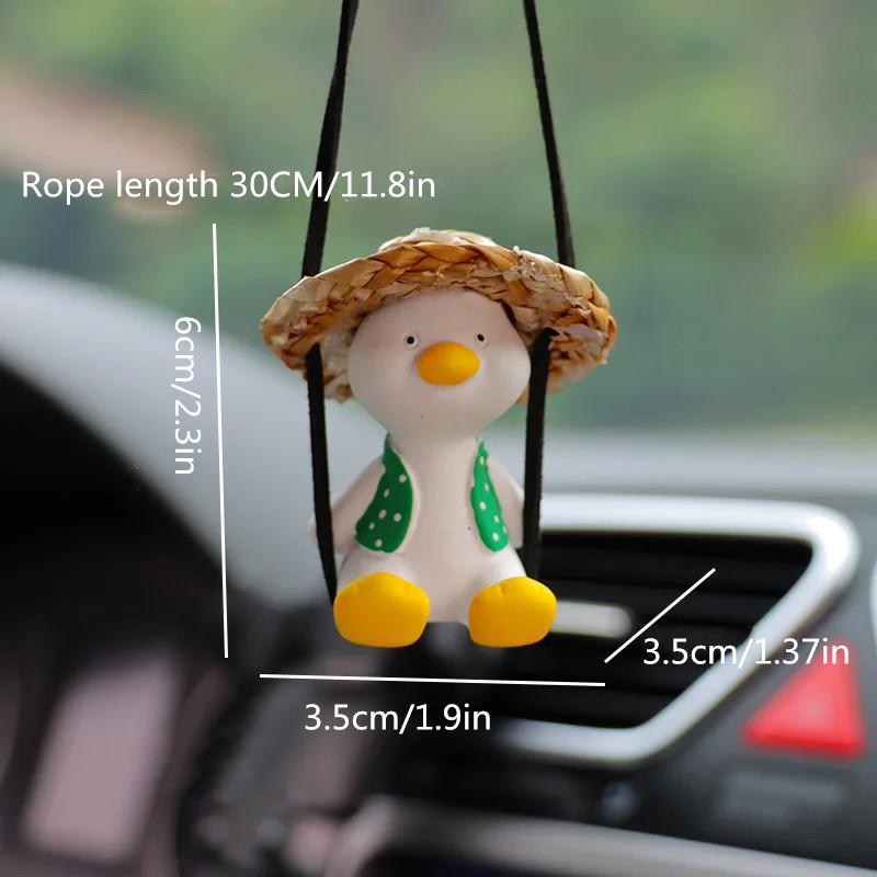 

Подвеска на зеркало заднего вида автомобиля, симпатичная качели, утка, соломенная шляпа, уточка, автомобильная подвеска, украшение для парковки, симпатичная подвеска, автомобильные креативные аксессуары