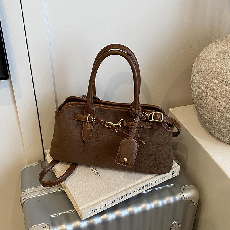 

New contrasting color handbag women s retro temperament messenger bag wind large capacity fashion messenger shoulder bag коричневый