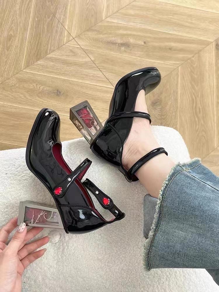 

Роза великого розміру, товстий каблук, високі підбори, французькі туфлі Мері Джейн, ретро, ​​одномісні туфлі, жіночі новинки весни та осені 2024 року 43 чорний