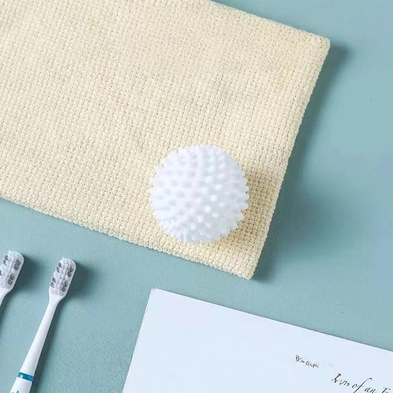 Natural Reusable Laundry Balls 4 Pack - Clothes Softener Wash Helper Remove Hair Prevent Tangling & Static Free Laundry Tools