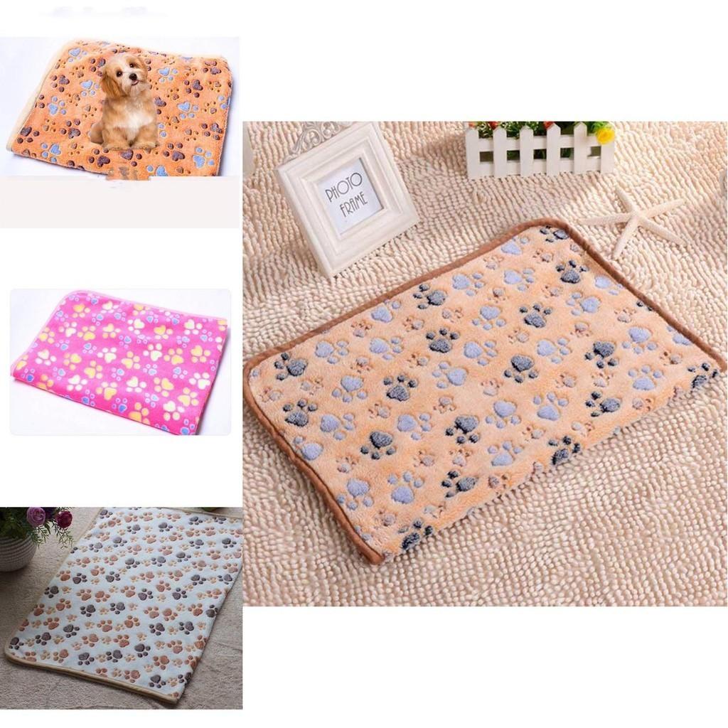 Coral Velvet Dog Kennel Pad Pet Blanket For Autumn And Winter Warm And Comfortable
