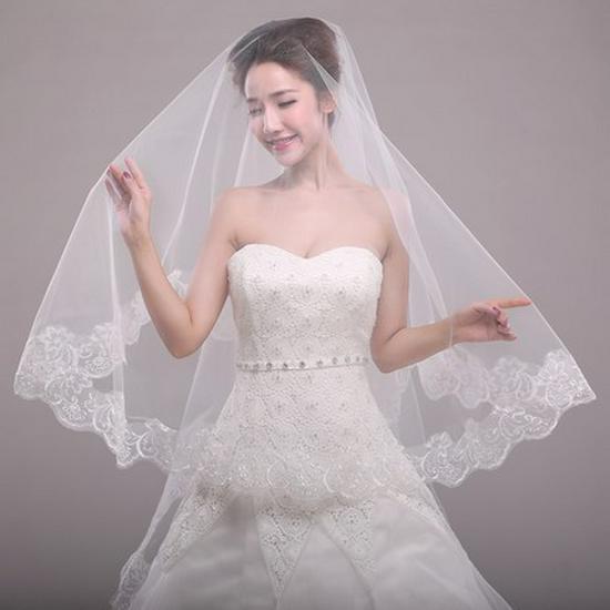 Korean Style Bridal Lace Edge Veil - Single Layer, 1.35×1.1m, Women's Wedding Dress Accessory
