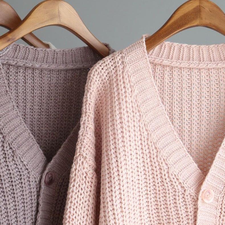 1011 Spring Women's New Product Retro Style Solid Color One Button Loose V-Neck Knitted Cardigan Sweater Women's Jacket