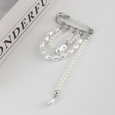 Trendy Imitation Pearl Tassel Chain Brooches Vintage Design Suit Pin Waist-Shaping Fixed Pin Party Jewelry Accessories Gifts