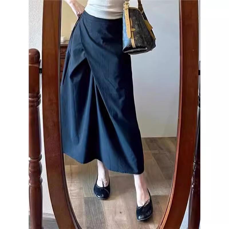 Fustă închisă la culoare, cu talie înaltă, în formă de A, pentru femei - Croială slim și lungime medie