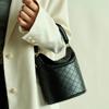 New Leather Bucket Bag Classic High-end Sense Versatile Diamond Chain Fashion Messenger Women's Bag
