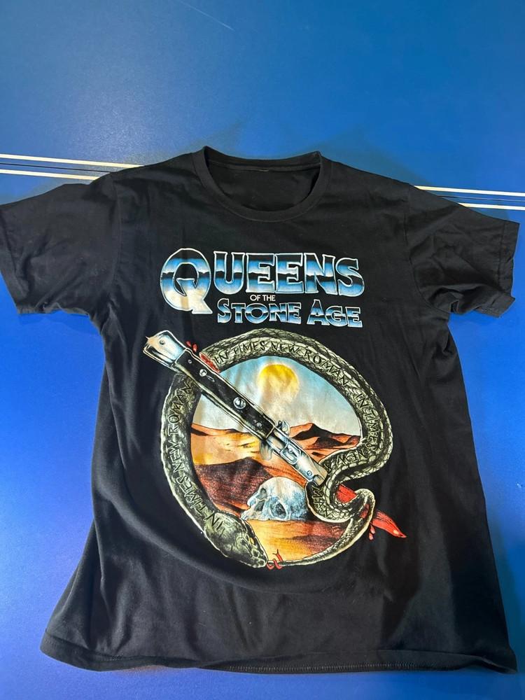 

Queens of the Stone Age In Times New Roman T Shirt Full Size S5XL Unisex T-Shirt S