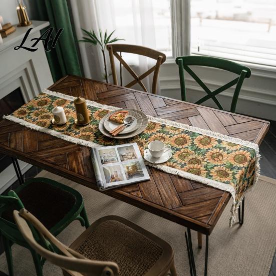 Farmhouse Style Table Cover Floral Jacquard Runner Boho Fringed Retro Vintage Runners for Dining Table Home Party Decor Autumn Decorations