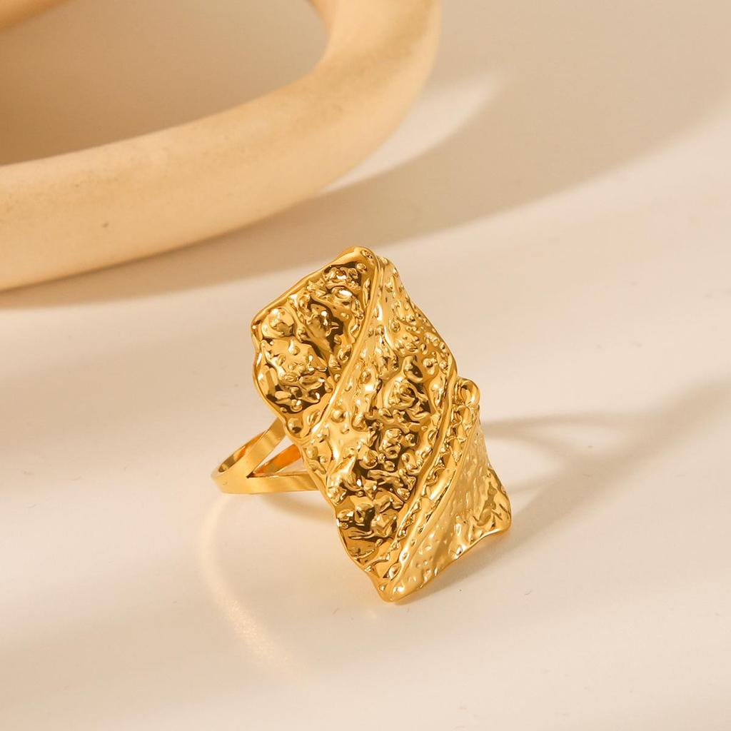 INS Hot Seller: 18K Gold Stainless Steel Hammered Ring - Women's Fashion Titanium Steel Ring, Versatile European & American Style.