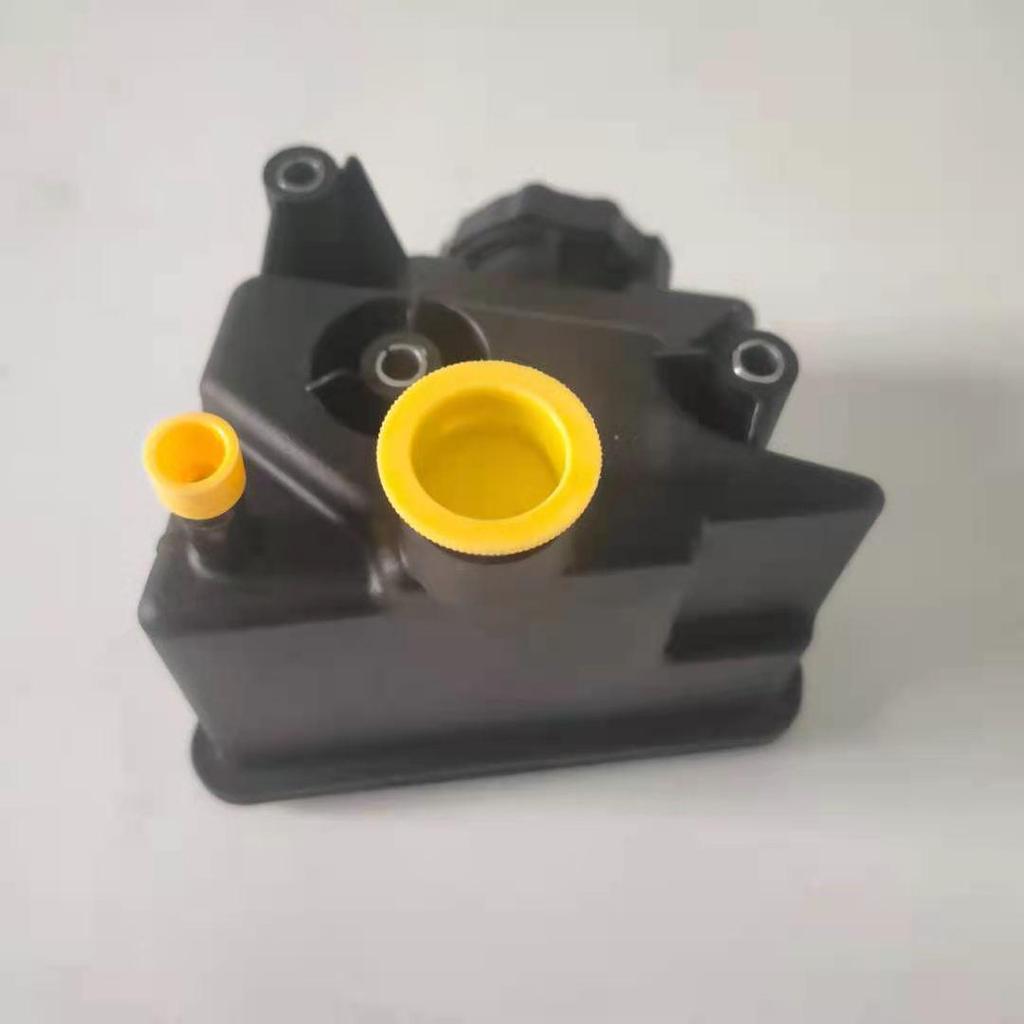 Mercedes-Benz W203 Steering Oil & Coolant Reservoir 0004602383