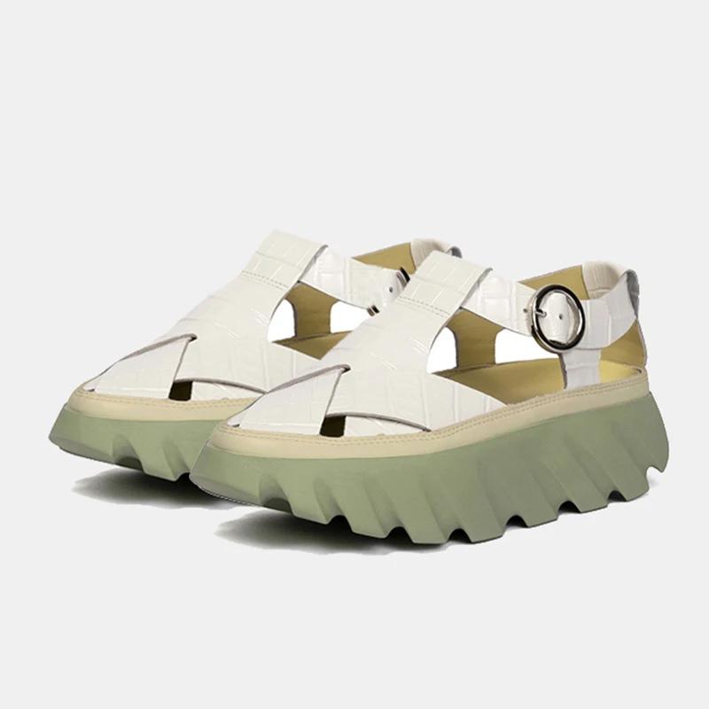 Fashion 2025 Spring Summer Thick-Soled Closed-Toe Sandals for Women Cowhide Casual Outdoor Beach Shoes Platform Hollow Roman Shoes