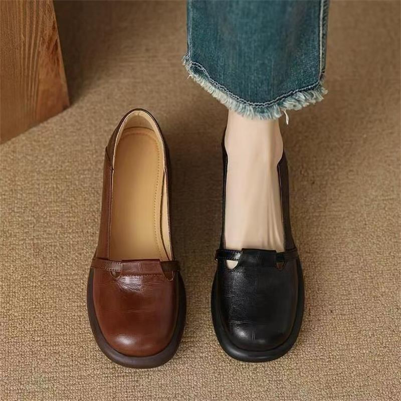 Soft Leather Round Head Thick Heel Single Shoes Women's 2025 New Autumn Retro Style Medium Heel Small Leather Shoes Brown Medium Heel Work Shoes