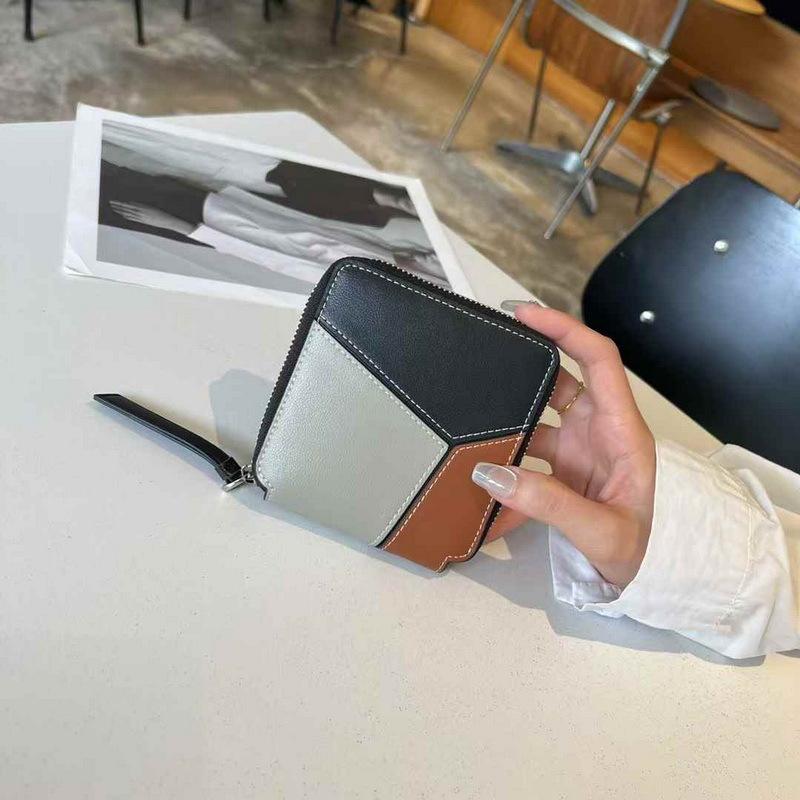 2025 New Genuine Leather Wallet Women's Handbag Wallet Short Style Simple Color Contrasting Geometric Splicing Single Zipper Women's Money