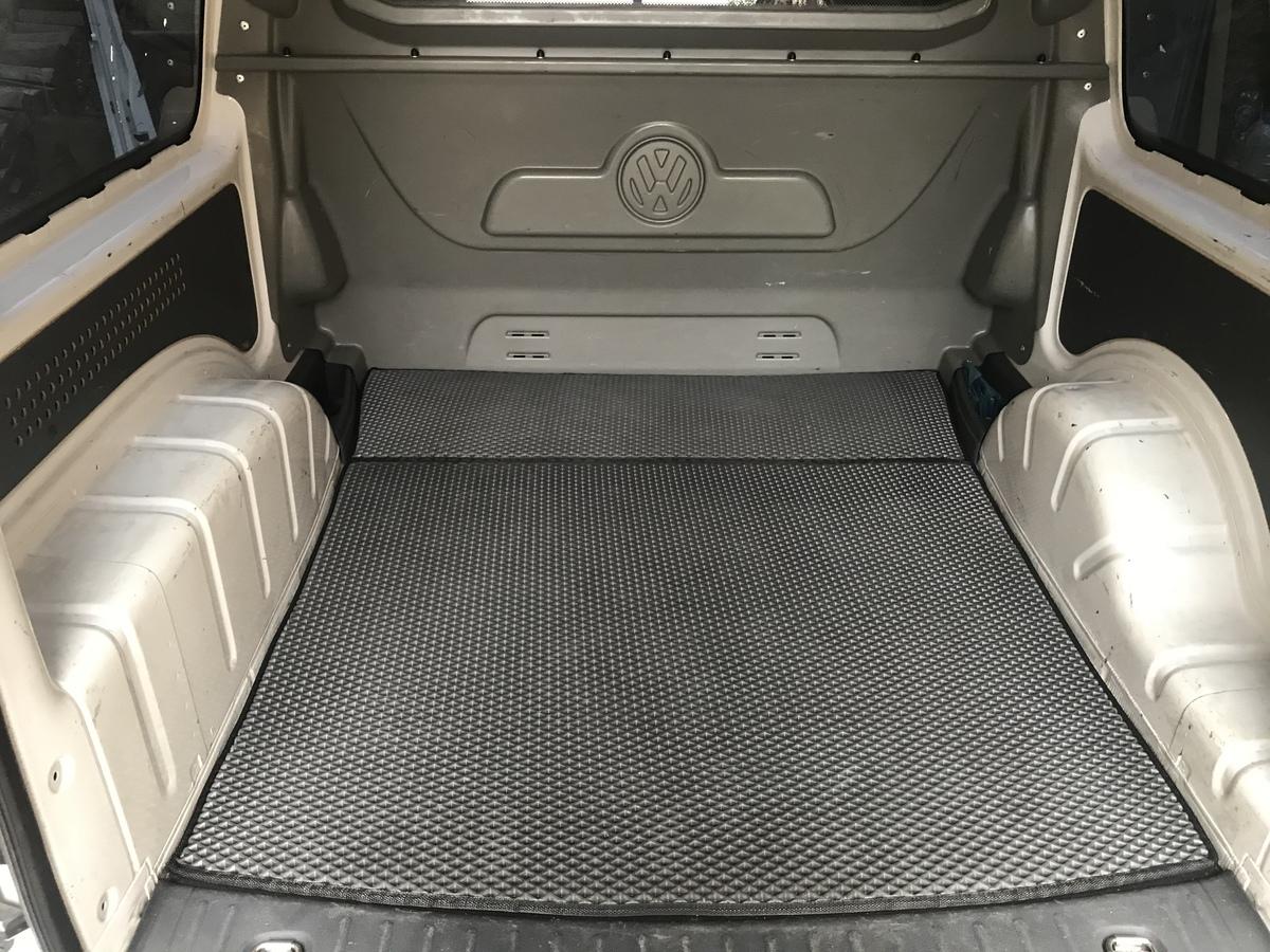 

Коврик багажника V1 MAXI (EVA, черный) для Volkswagen Caddy 2010-2015 гг