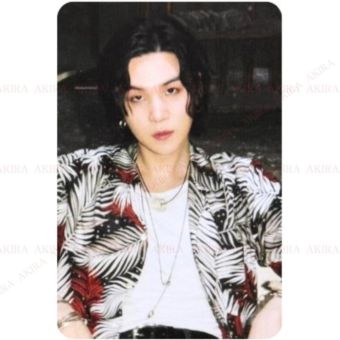 

BTS FESTA 2025 ARMY ZONE ПАКЕТ МЕРЧУ КАПСУЛЬНОГО АЛЬБОМУ 10 тис. KRW БОНУСНА Фотокартка Офіційний SUGA / CAPSULE ALBUM #2