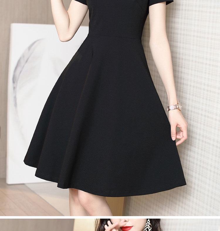 2025 Summer Women's Hepburn Style Retro Black Dress - Elegant, Slimming, High-End Design